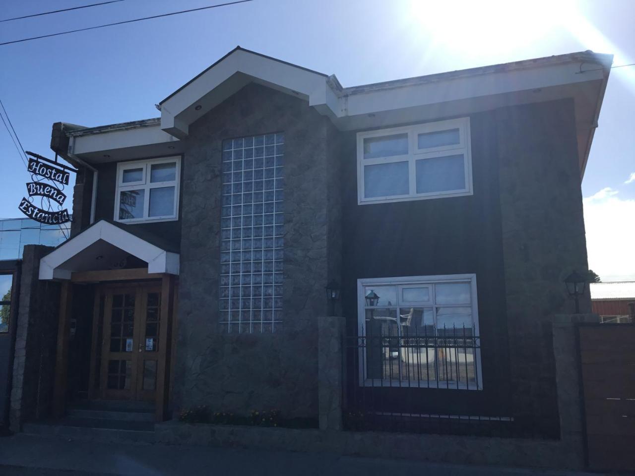 Hostal Buena Estancia Punta Arenas Dış mekan fotoğraf